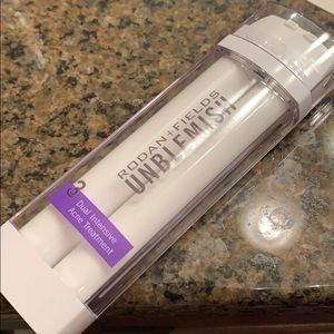 Rodan & Fields Dual Intensive Acne Treatment